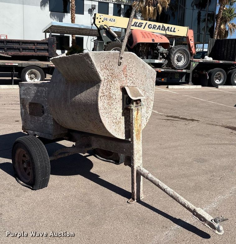 image for item EF3057 Concrete mixer