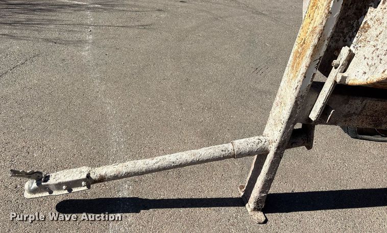 image for item EF3057 Concrete mixer