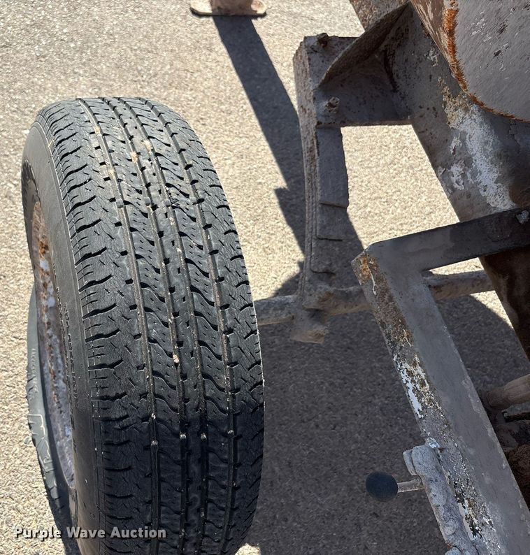 image for item EF3057 Concrete mixer