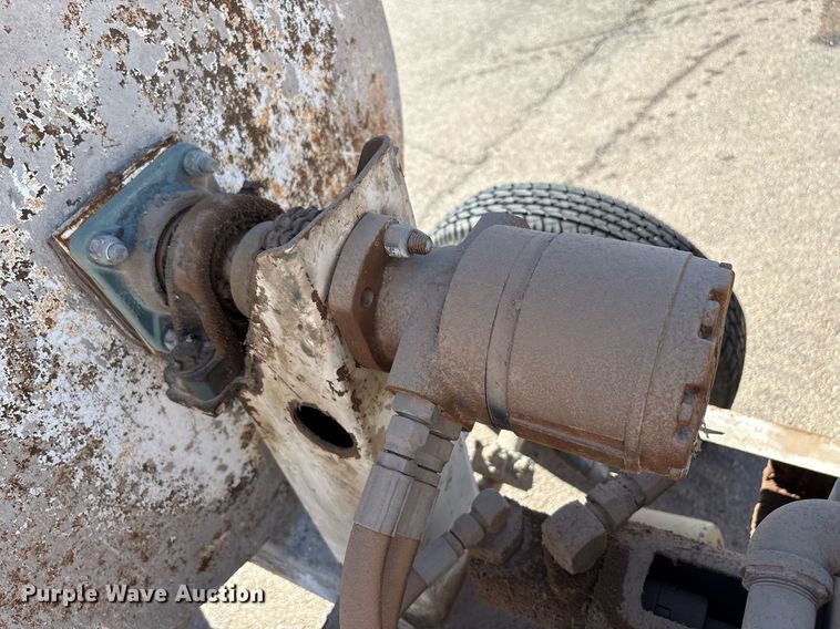 image for item EF3058 Hydra-Flow 1300KT concrete mixer