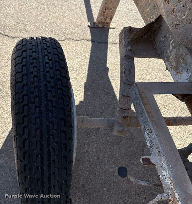 image for item EF3058 Hydra-Flow 1300KT concrete mixer