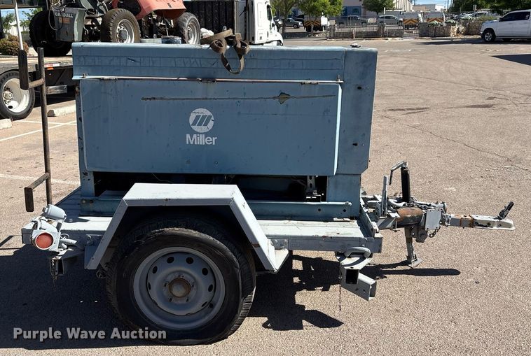 image for item EF3059 1977 Miller Big 40 welder/generator