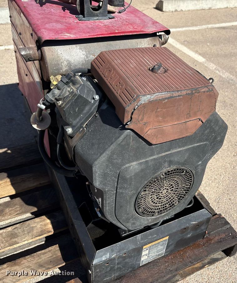 image for item EF3060 Lincoln Electric  Ranger 8 welder/generator