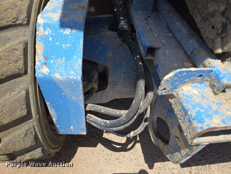 image for item EF3061 2002 Genie GS-4390 scissor lift