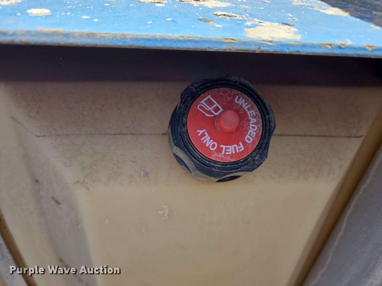 image for item EF3061 2002 Genie GS-4390 scissor lift