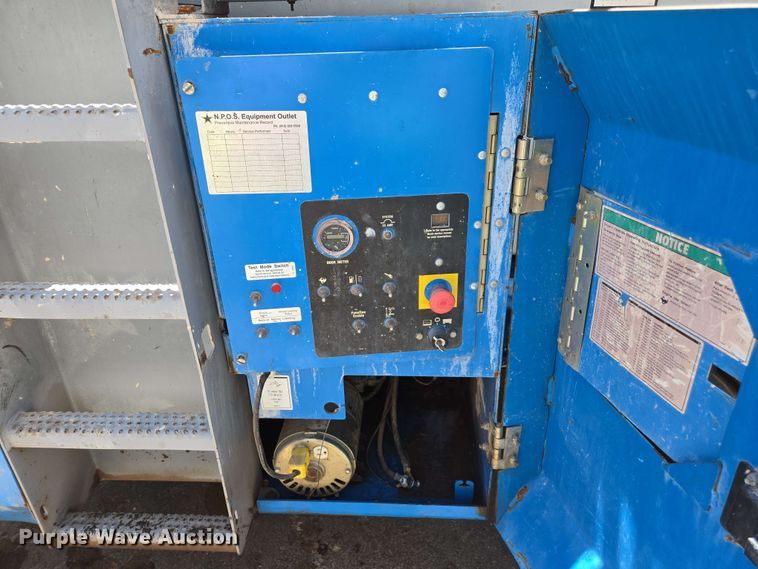 image for item EF3061 2002 Genie GS-4390 scissor lift