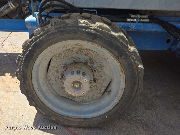 image for item EF3061 2002 Genie GS-4390 scissor lift