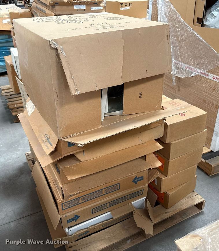 image for item EF3063 (7) pallets of light fixtures