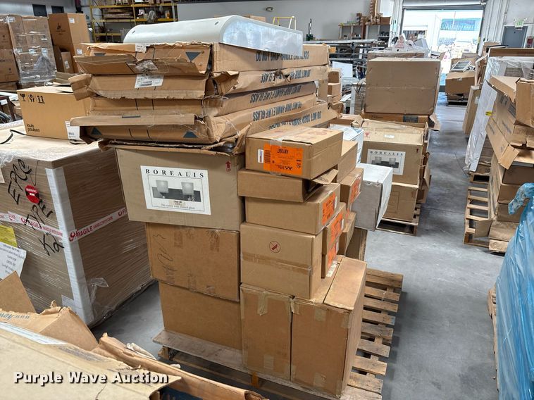 image for item EF3063 (7) pallets of light fixtures