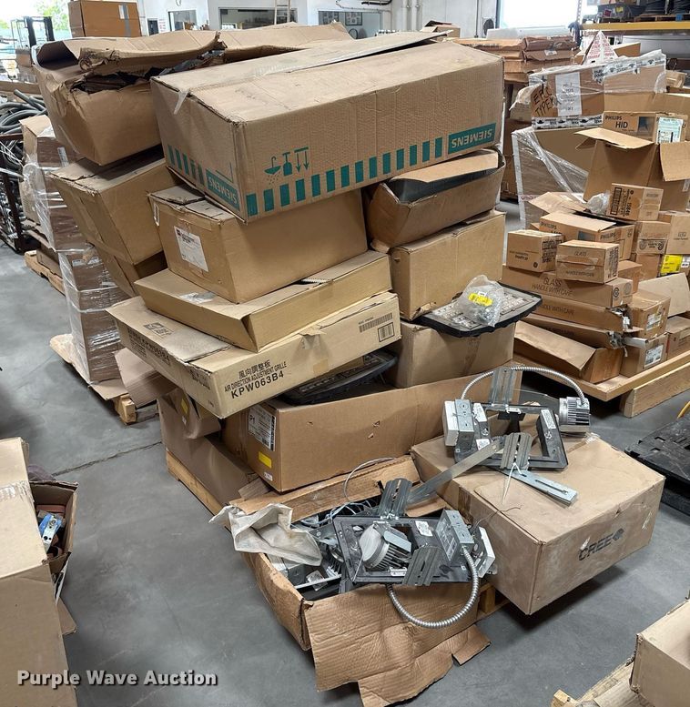 image for item EF3066 (8) pallets of electrical components