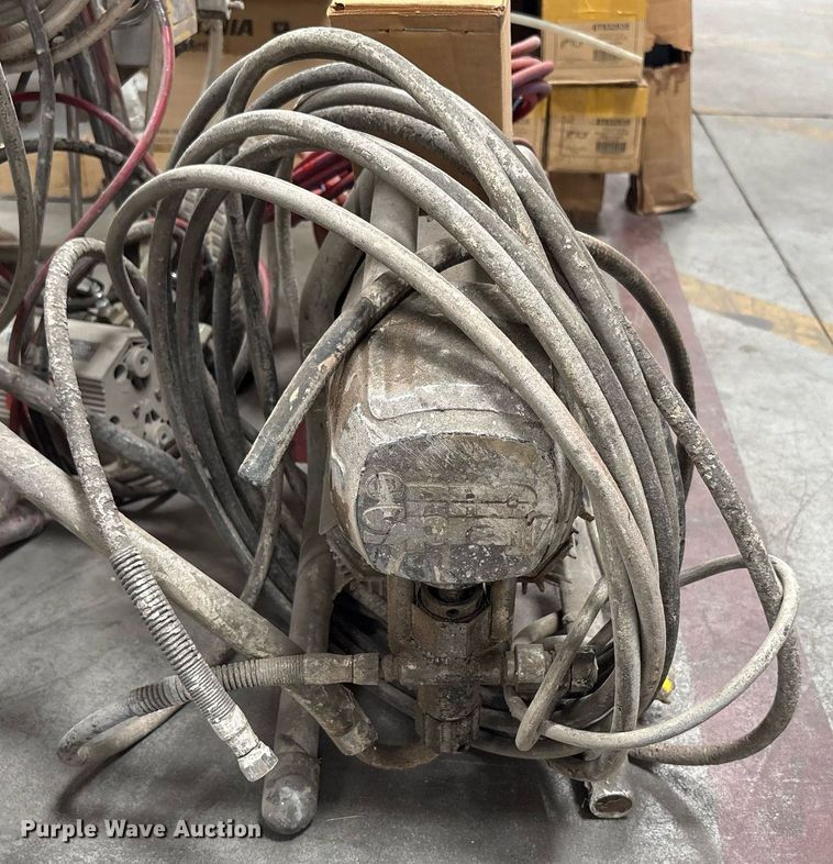 image for item EF3076 (5) paint sprayers