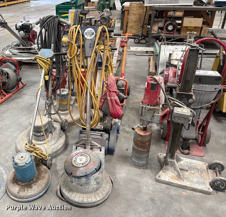 image for item EF3081 (9) flooring machines