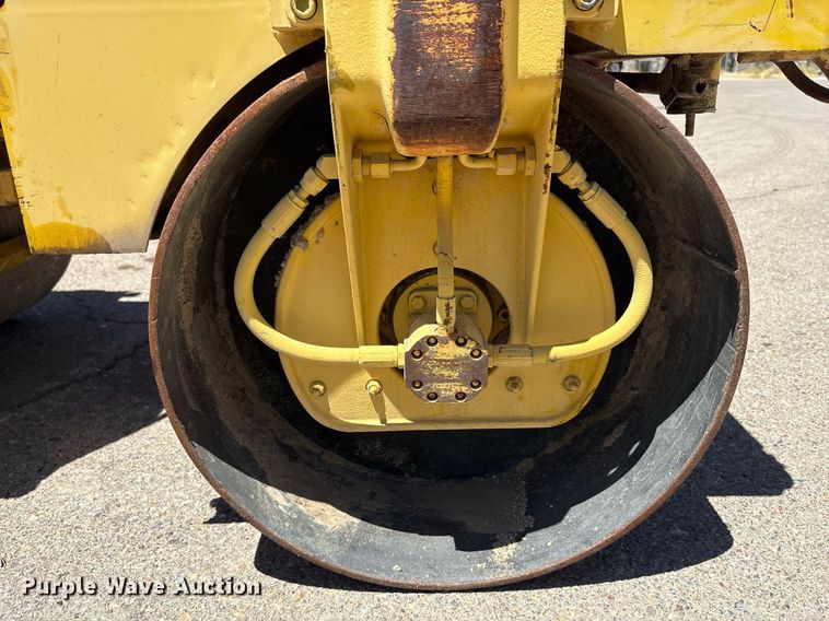 image for item EF3092 1996 Wacker RD880V double drum vibratory roller