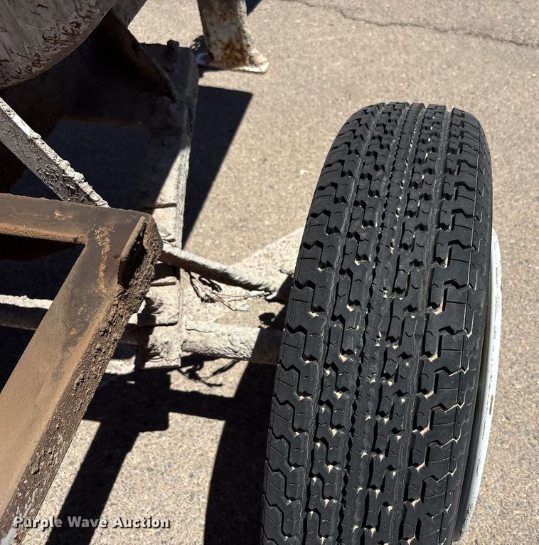 image for item EF3093 Hydra-Flow concrete mixer