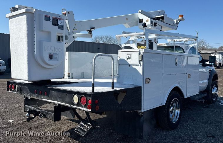 image for item EG2549 2009 Ford F450 Super Duty bucket truck