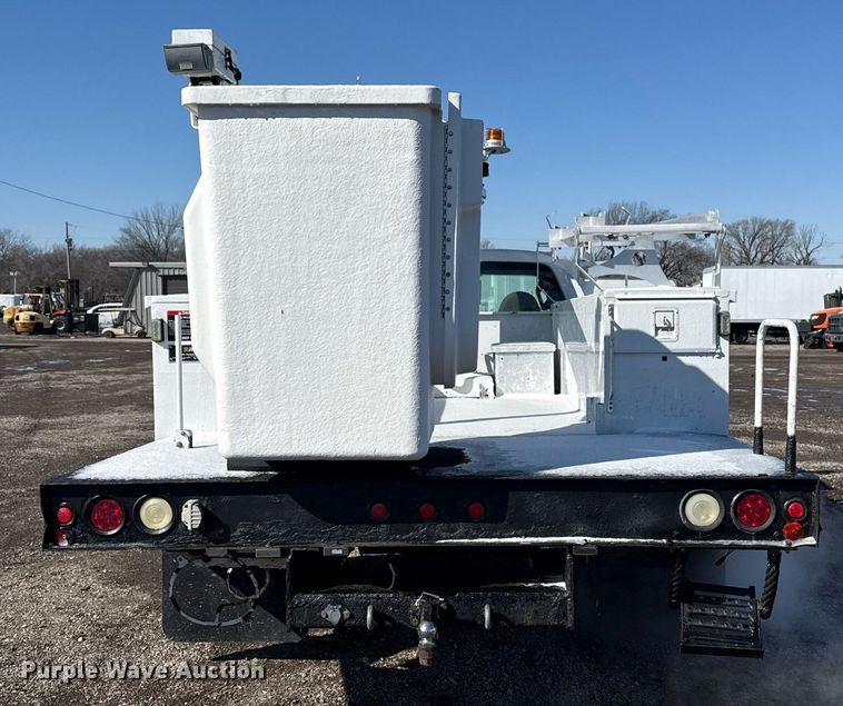 image for item EG2549 2009 Ford F450 Super Duty bucket truck