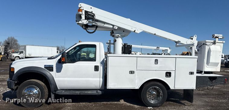 image for item EG2549 2009 Ford F450 Super Duty bucket truck