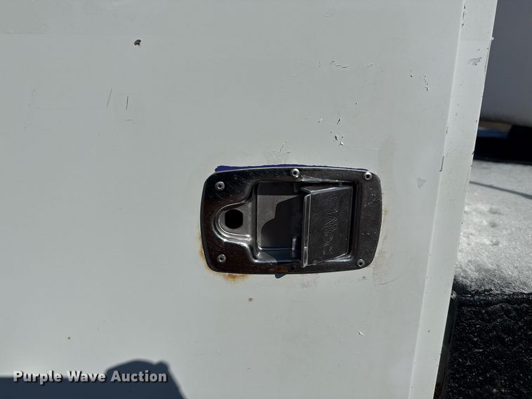 image for item EG2549 2009 Ford F450 Super Duty bucket truck