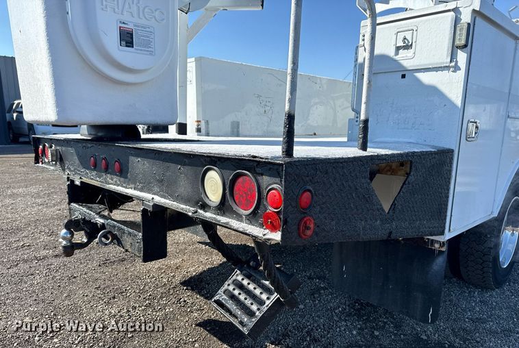 image for item EG2549 2009 Ford F450 Super Duty bucket truck