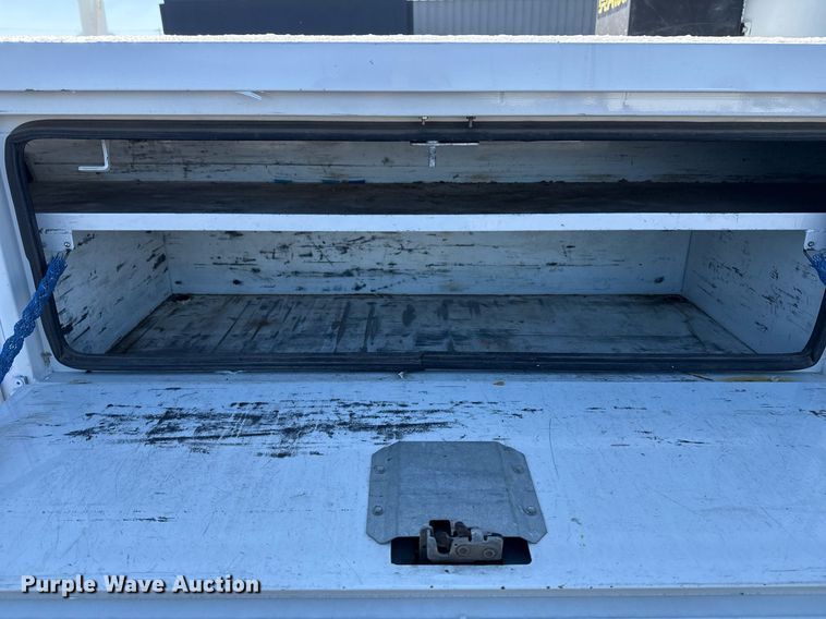 image for item EG2549 2009 Ford F450 Super Duty bucket truck