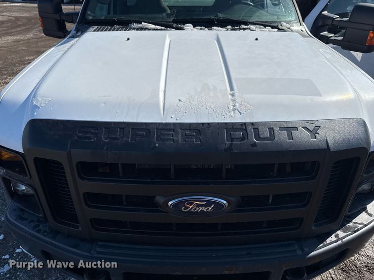 image for item EG2549 2009 Ford F450 Super Duty bucket truck