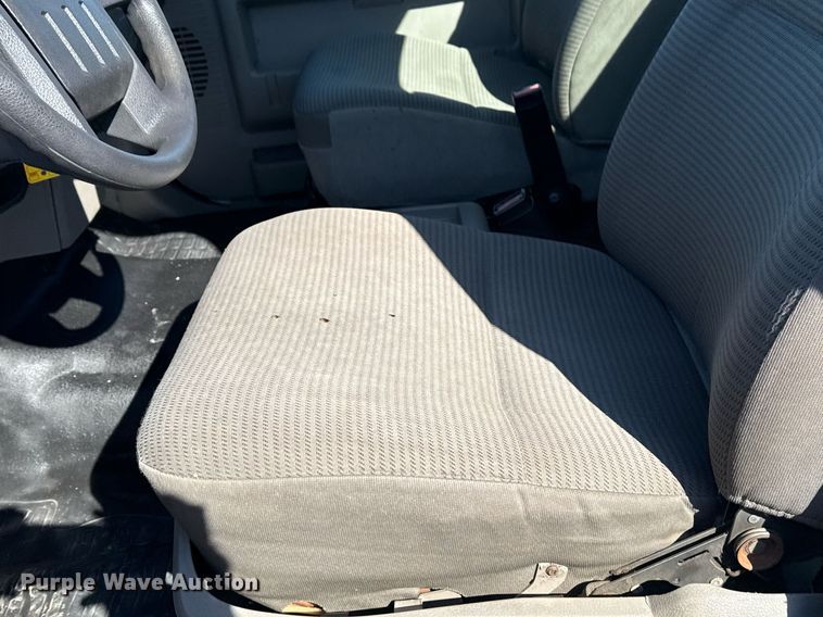 image for item EG2549 2009 Ford F450 Super Duty bucket truck