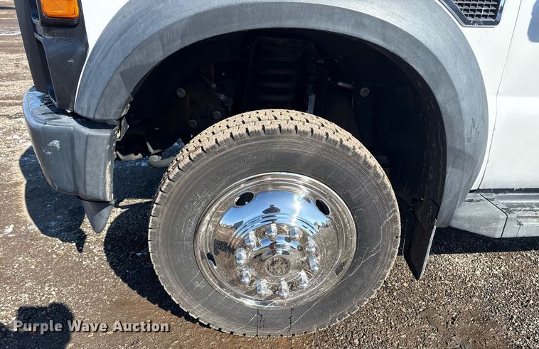 image for item EG2549 2009 Ford F450 Super Duty bucket truck