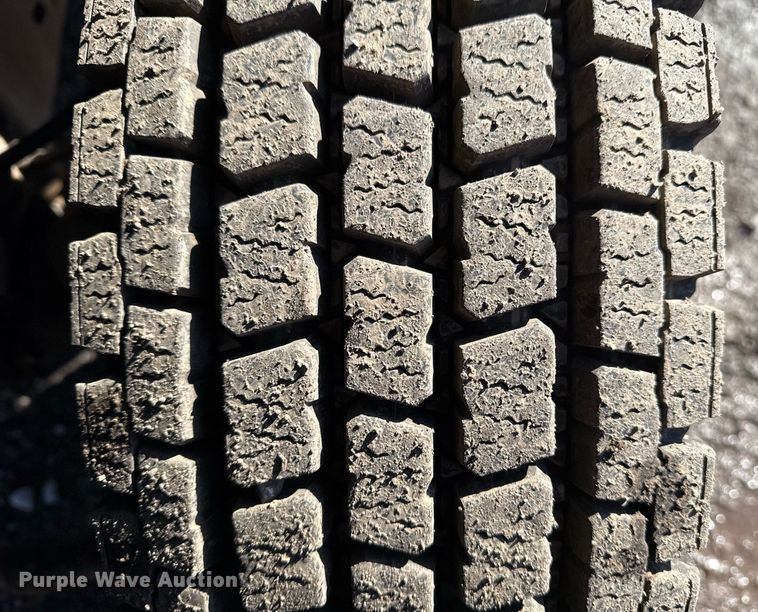 image for item EG2549 2009 Ford F450 Super Duty bucket truck