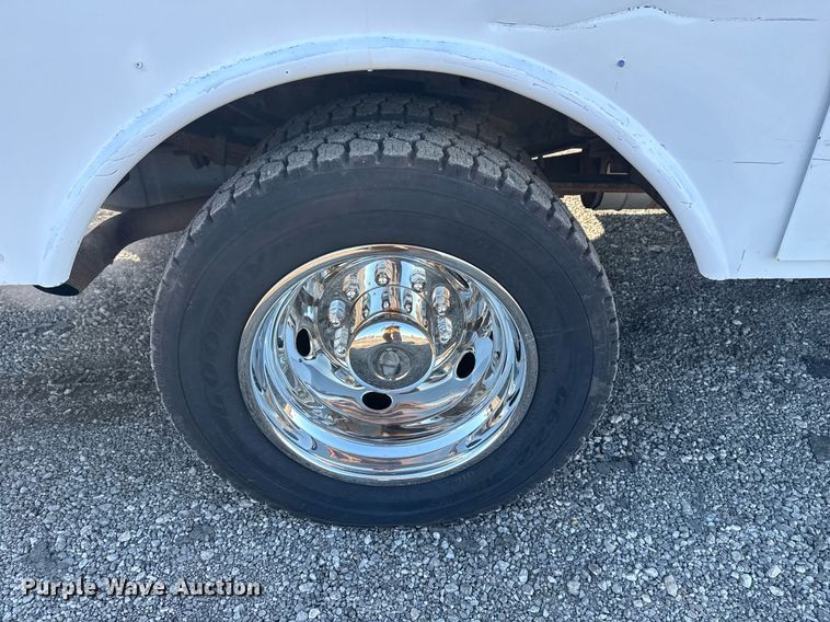 image for item EG2549 2009 Ford F450 Super Duty bucket truck