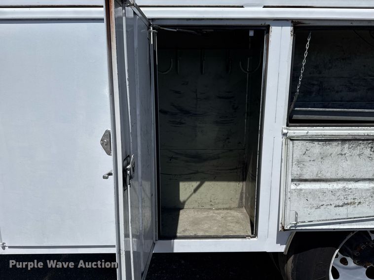 image for item EG5740 2005 Ford F650 Super Duty utility / service truck