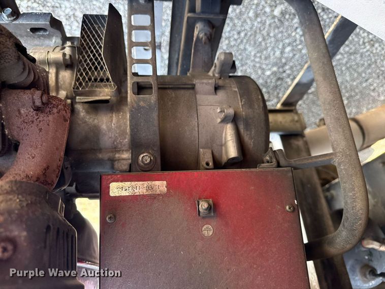 image for item EG5740 2005 Ford F650 Super Duty utility / service truck