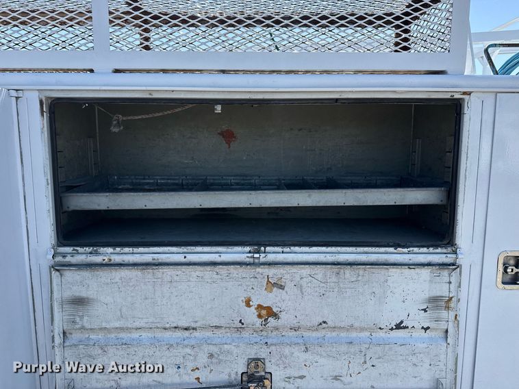 image for item EG5740 2005 Ford F650 Super Duty utility / service truck