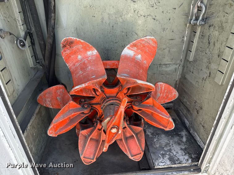 image for item EG5740 2005 Ford F650 Super Duty utility / service truck