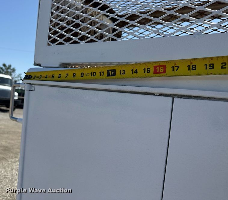 image for item EG5740 2005 Ford F650 Super Duty utility / service truck