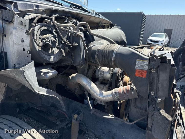 image for item EG5740 2005 Ford F650 Super Duty utility / service truck