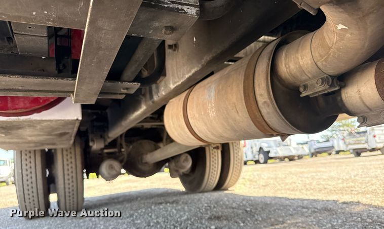 image for item EG5740 2005 Ford F650 Super Duty utility / service truck