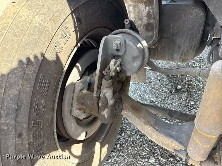 image for item EG5740 2005 Ford F650 Super Duty utility / service truck