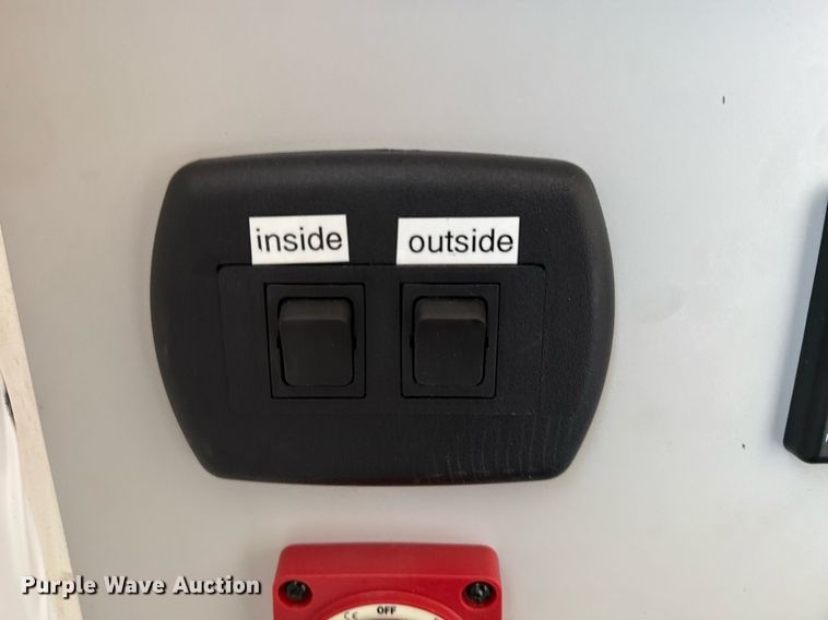 image for item EG5741 2022 InTech Trailers fiber optic splicing trailer