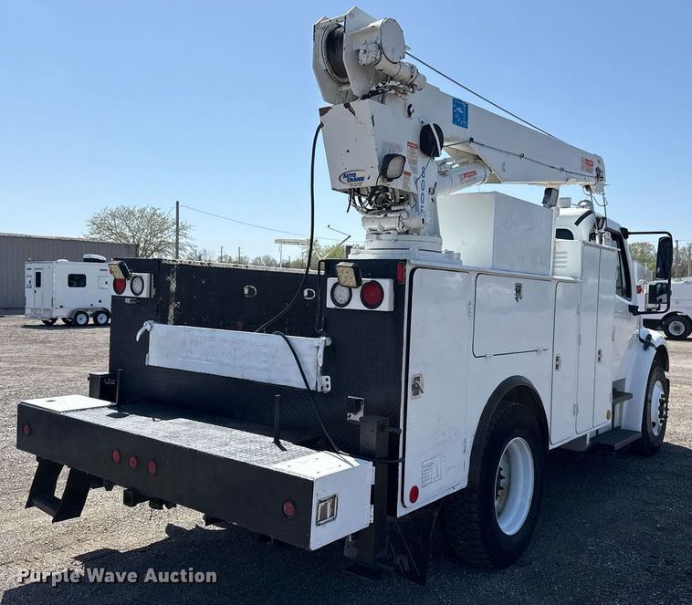 image for item EG5742 2005 Freightliner  Business Class M2 utility / service truck