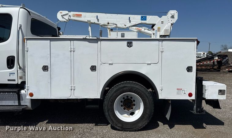 image for item EG5742 2005 Freightliner  Business Class M2 utility / service truck