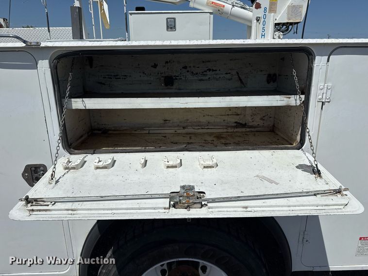 image for item EG5742 2005 Freightliner  Business Class M2 utility / service truck