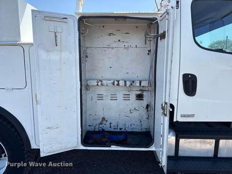 image for item EG5742 2005 Freightliner  Business Class M2 utility / service truck