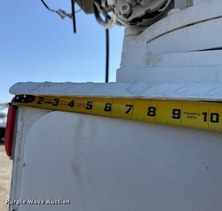 image for item EG5742 2005 Freightliner  Business Class M2 utility / service truck