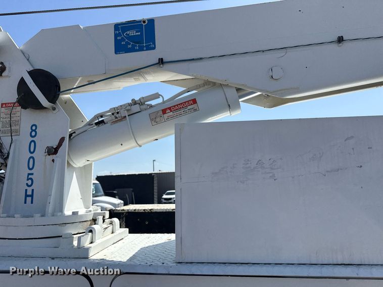 image for item EG5742 2005 Freightliner  Business Class M2 utility / service truck