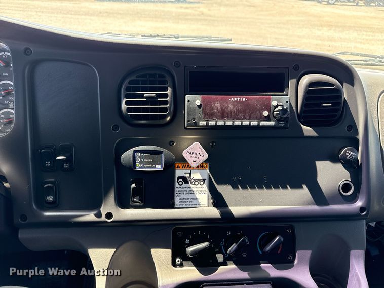 image for item EG5742 2005 Freightliner  Business Class M2 utility / service truck