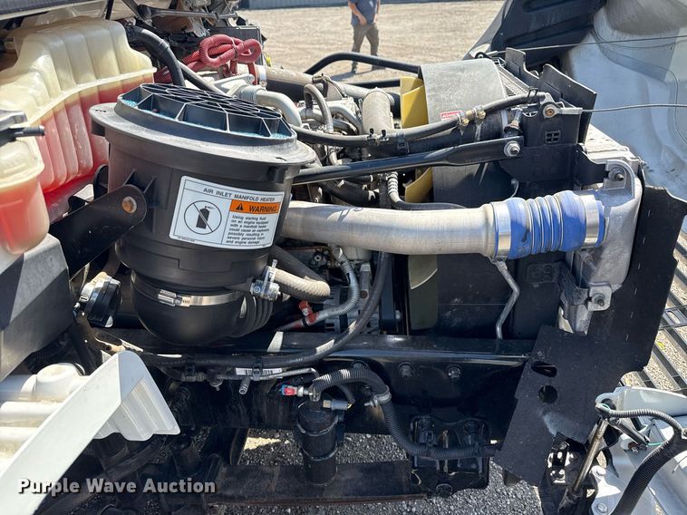 image for item EG5742 2005 Freightliner  Business Class M2 utility / service truck