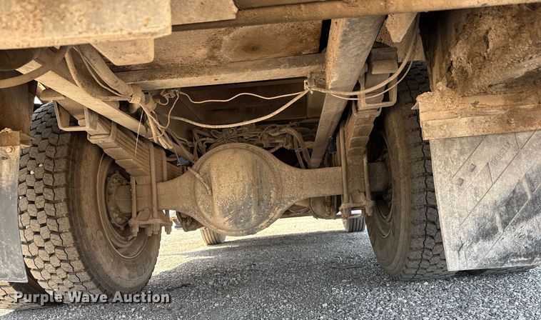 image for item EG5742 2005 Freightliner  Business Class M2 utility / service truck