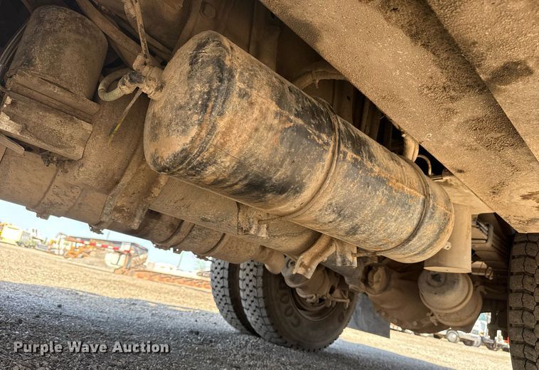 image for item EG5742 2005 Freightliner  Business Class M2 utility / service truck