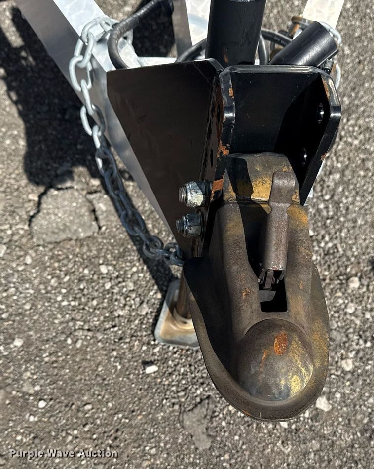 image for item EG5746 2022 InTech Trailers fiber optic splicing trailer