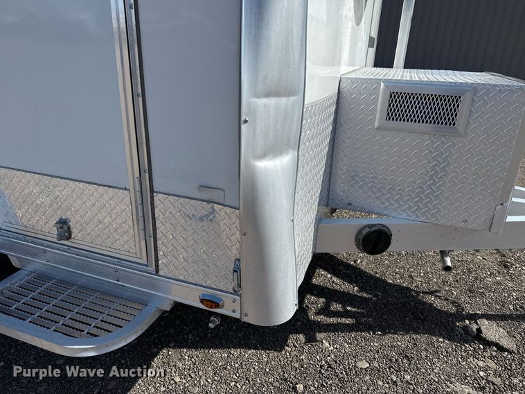 image for item EG5746 2022 InTech Trailers fiber optic splicing trailer